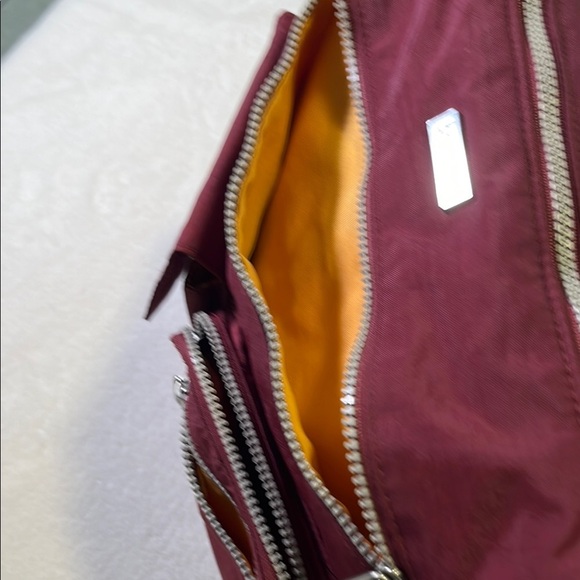Baggallini Burgundy Large Crossbody Bag - Picture 4 of 10